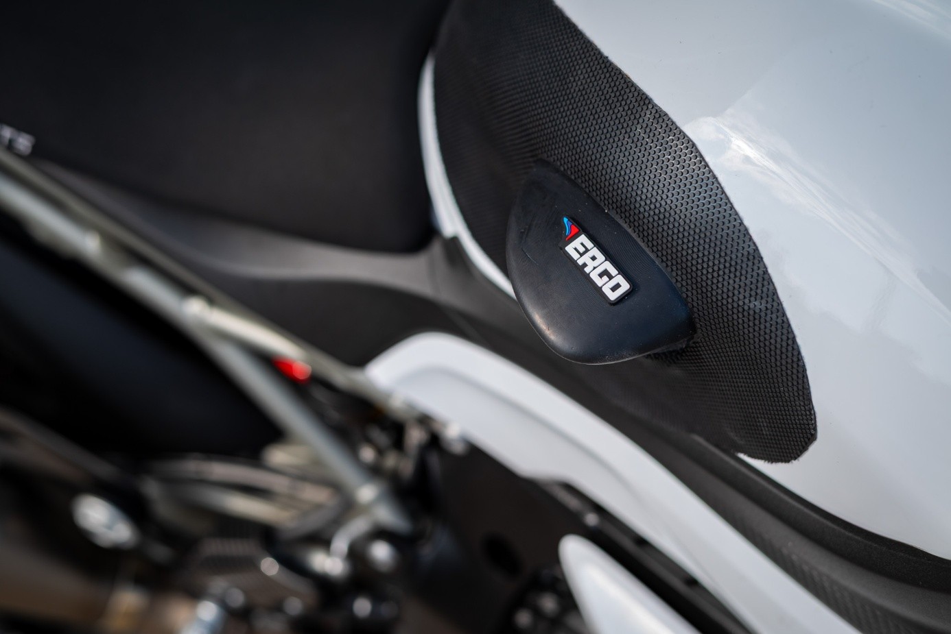 ergonomikus_tankgrip (1).jpg